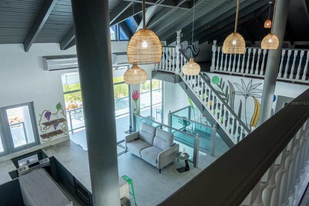Active With Contract: $2,395,000 (8 beds, 7 baths, 6000 Square Feet)