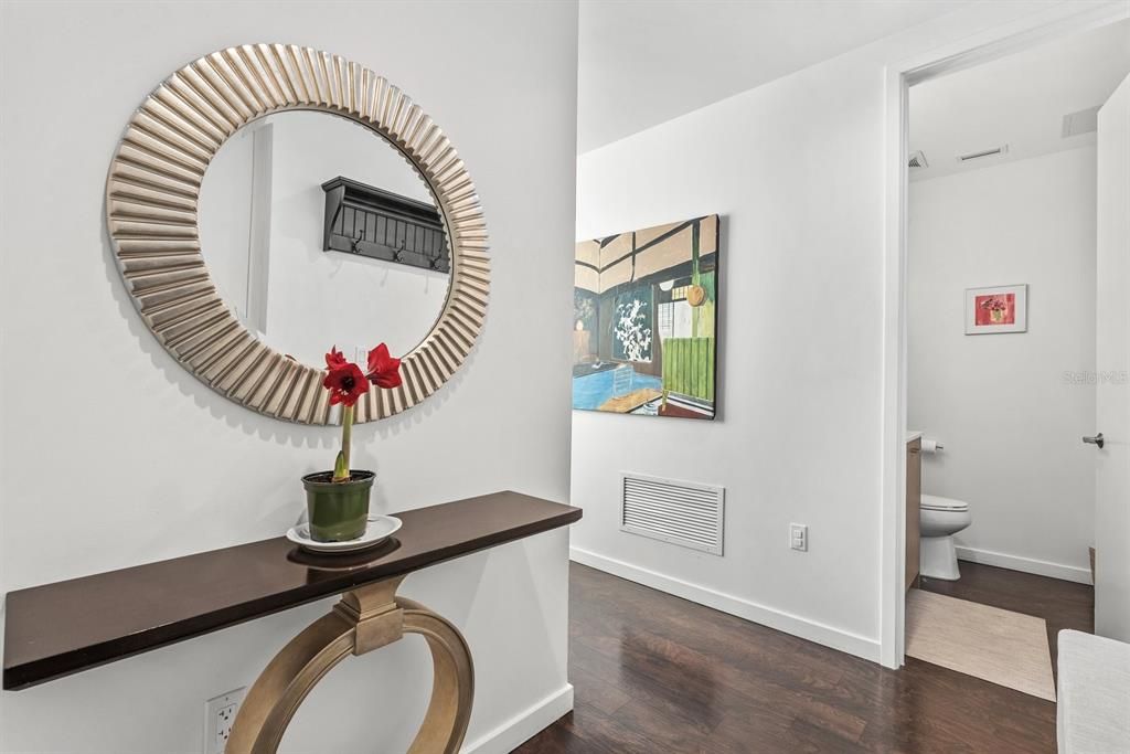 En Venta: $1,200,000 (3 camas, 3 baños, 1836 Pies cuadrados)