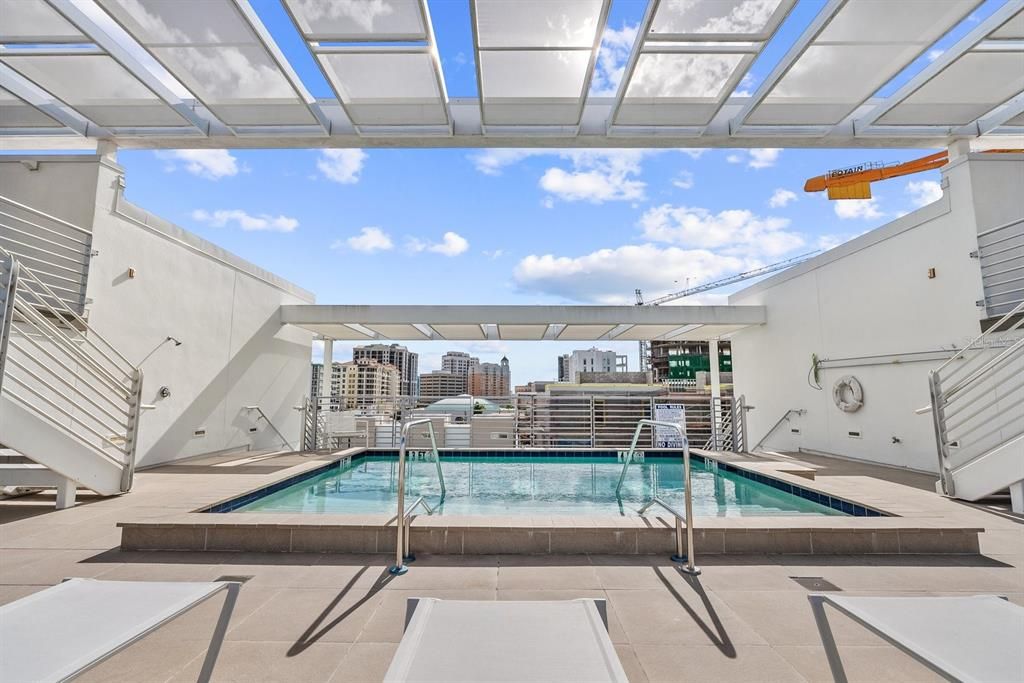 En Venta: $1,200,000 (3 camas, 3 baños, 1836 Pies cuadrados)