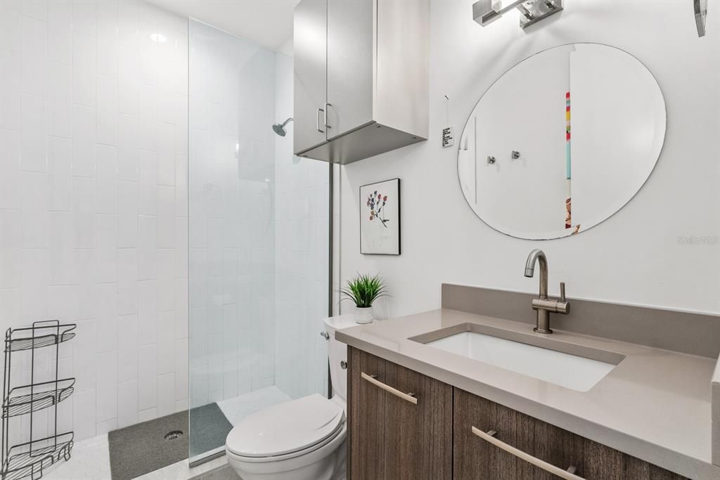 En Venta: $1,200,000 (3 camas, 3 baños, 1836 Pies cuadrados)