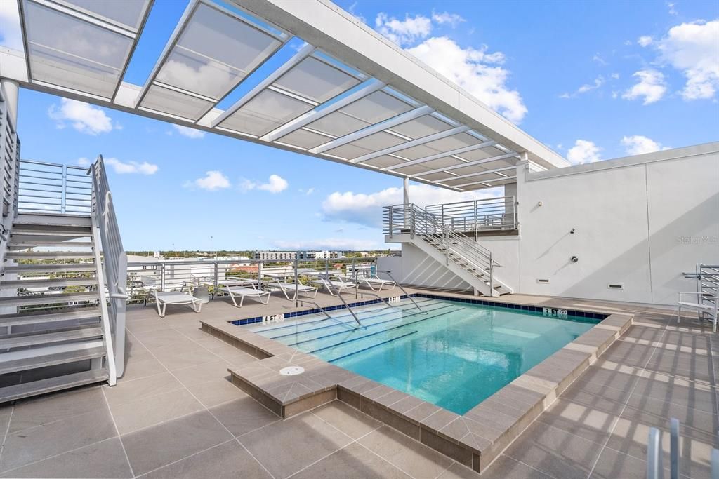 En Venta: $1,200,000 (3 camas, 3 baños, 1836 Pies cuadrados)