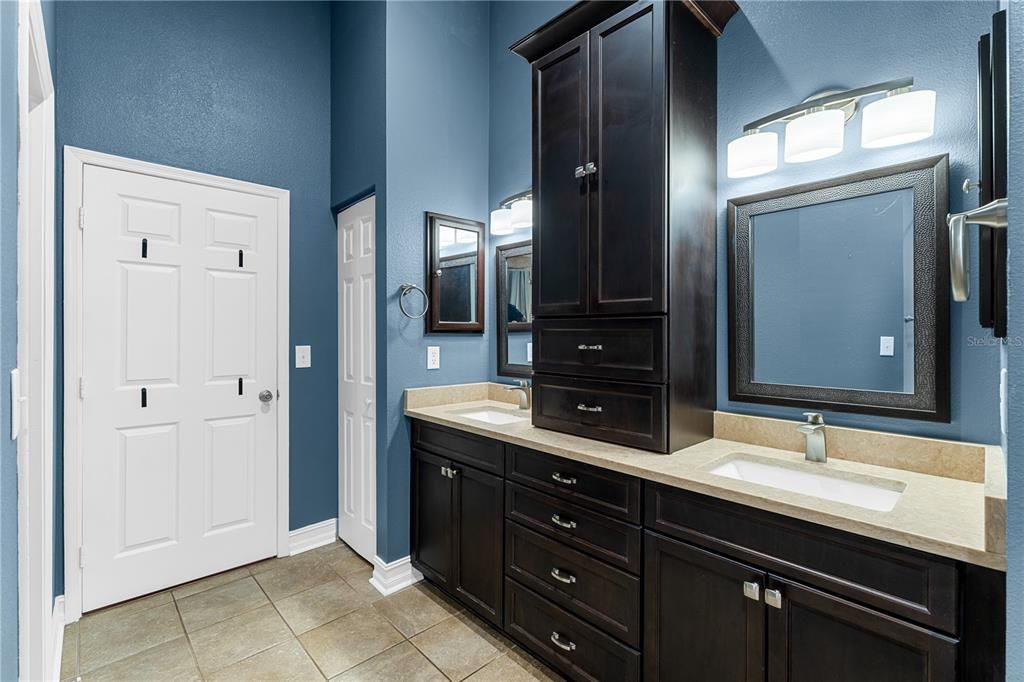 На продажу: $515,000 (4 спален, 3 ванн, 2145 Квадратных фут)