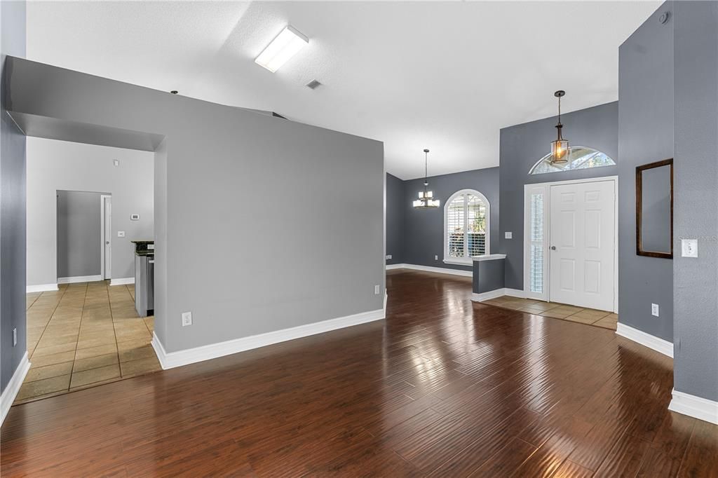 На продажу: $515,000 (4 спален, 3 ванн, 2145 Квадратных фут)