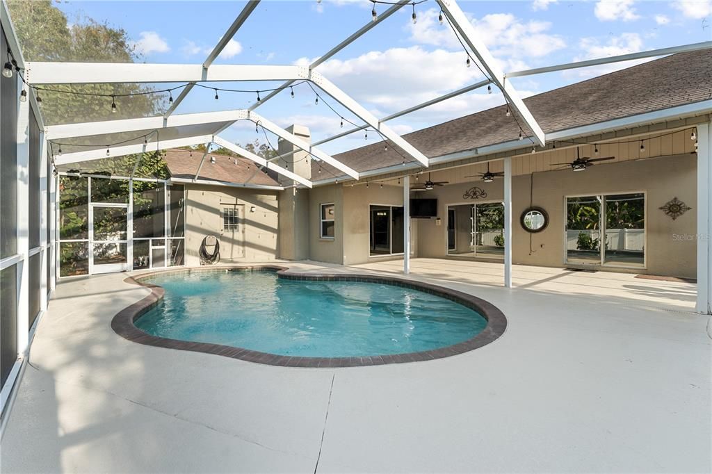 На продажу: $515,000 (4 спален, 3 ванн, 2145 Квадратных фут)