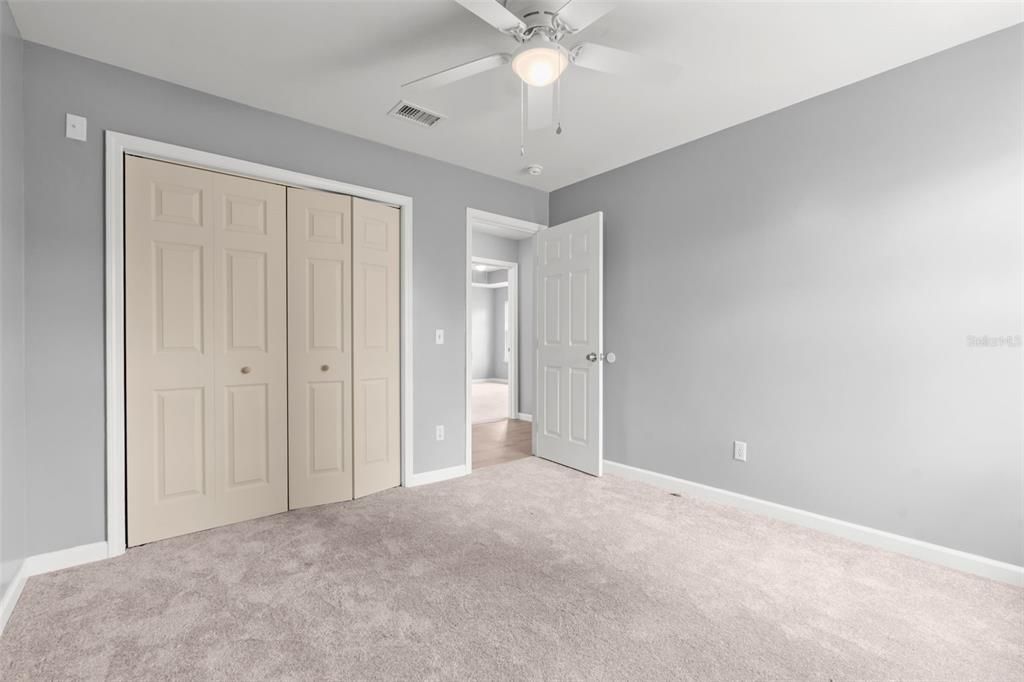 For Sale: $250,000 (4 beds, 2 baths, 1704 Square Feet)