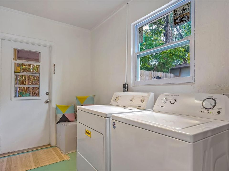 For Sale: $479,000 (3 beds, 2 baths, 1485 Square Feet)