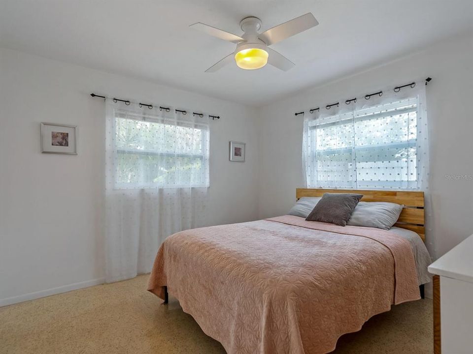 For Sale: $479,000 (3 beds, 2 baths, 1485 Square Feet)