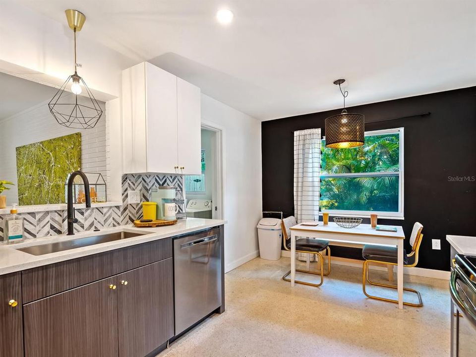 For Sale: $479,000 (3 beds, 2 baths, 1485 Square Feet)