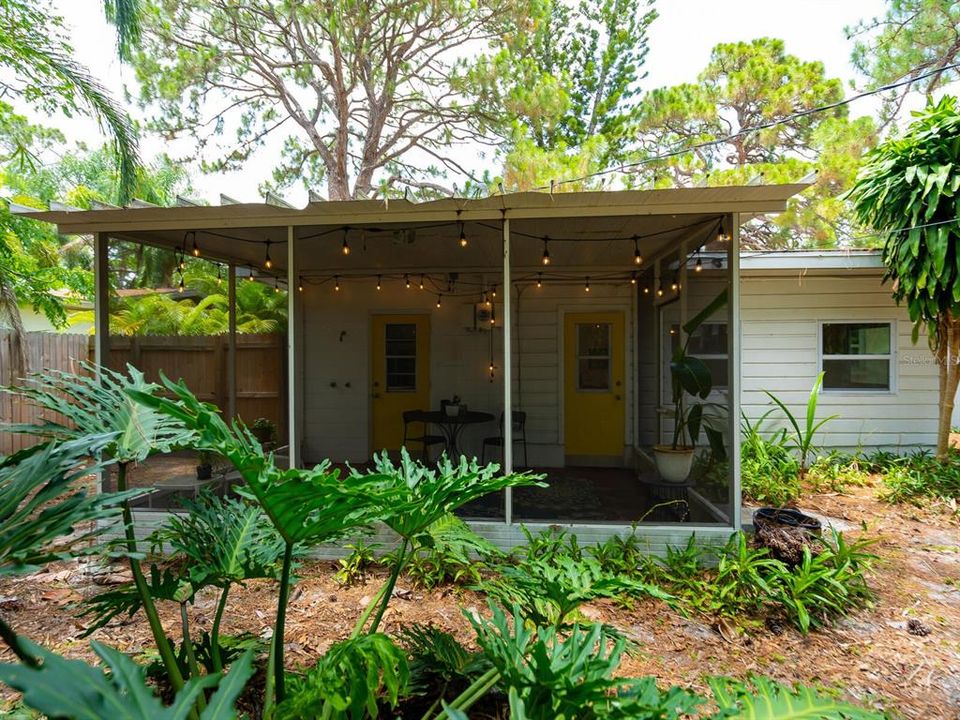 For Sale: $479,000 (3 beds, 2 baths, 1485 Square Feet)