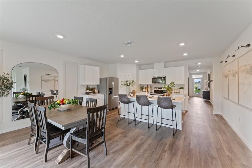 Active With Contract: $439,990 (4 beds, 2 baths, 1828 Square Feet)