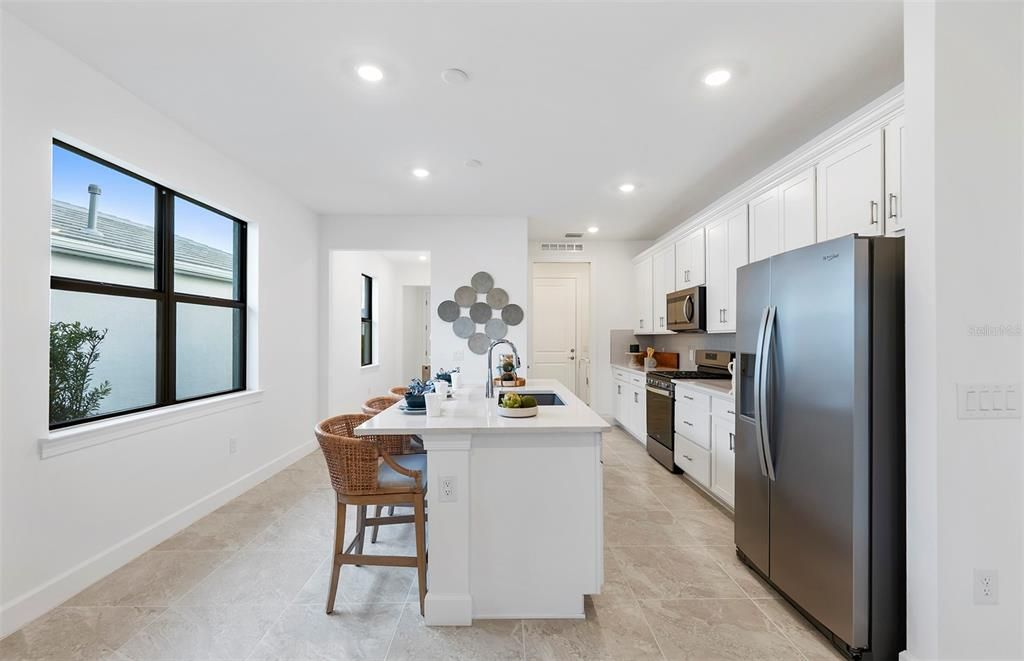 En Venta: $450,000 (2 camas, 2 baños, 1655 Pies cuadrados)