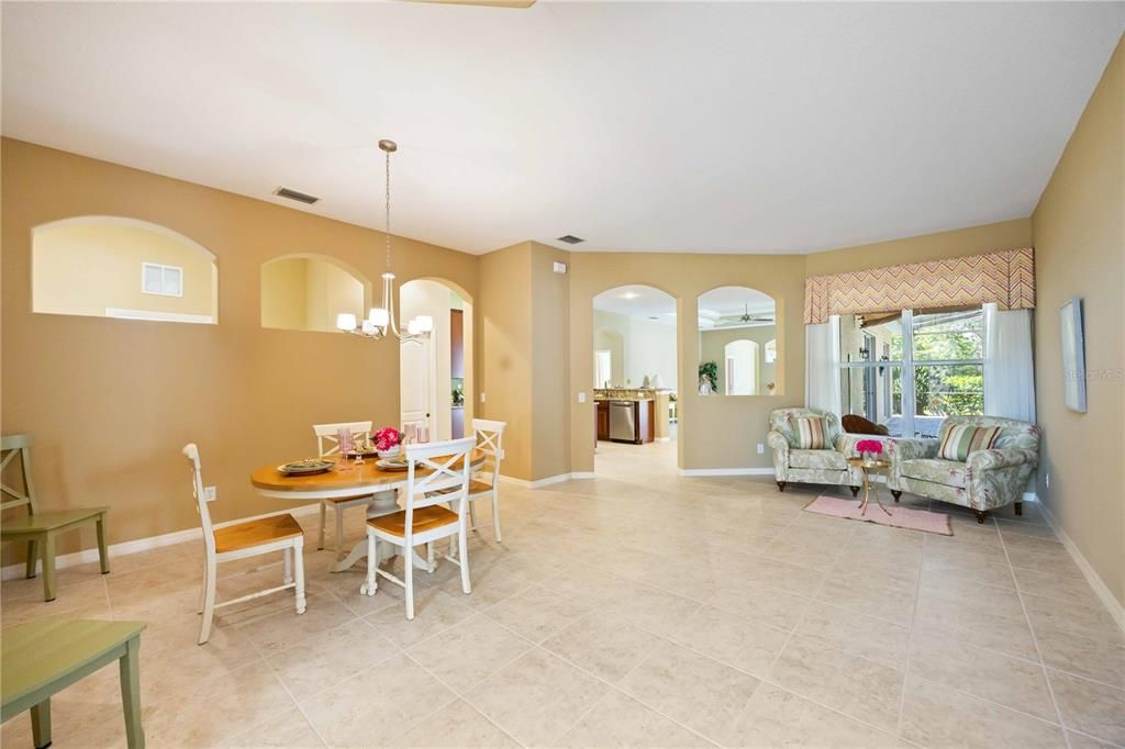 Active With Contract: $2,800 (4 beds, 3 baths, 2714 Square Feet)