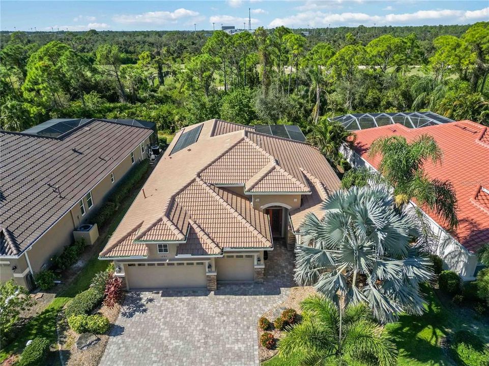 Active With Contract: $2,800 (4 beds, 3 baths, 2714 Square Feet)