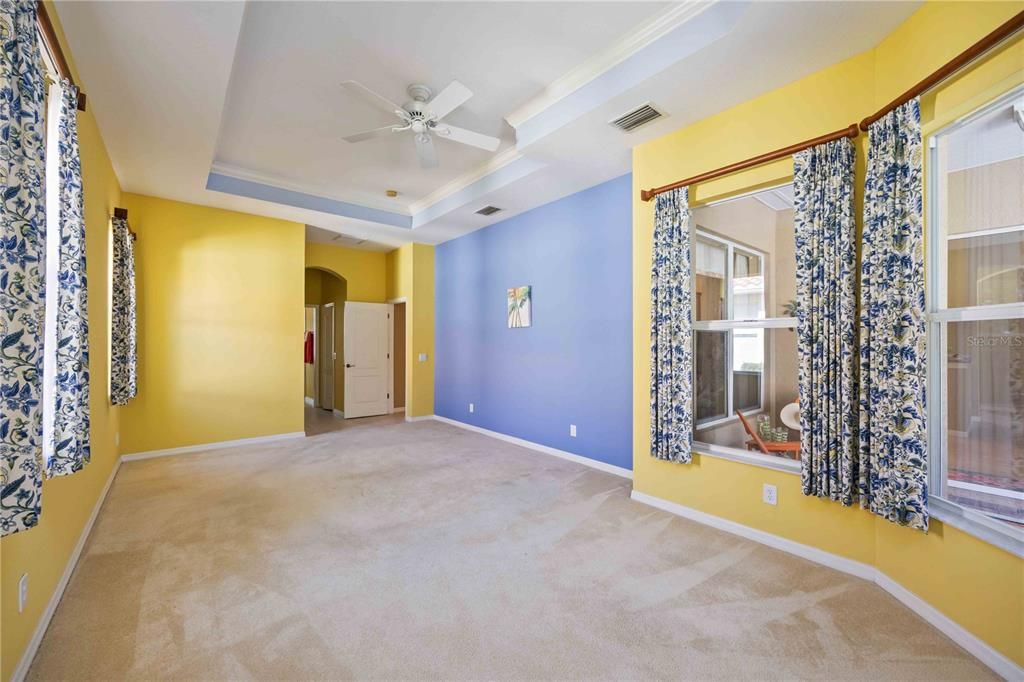 Active With Contract: $2,800 (4 beds, 3 baths, 2714 Square Feet)