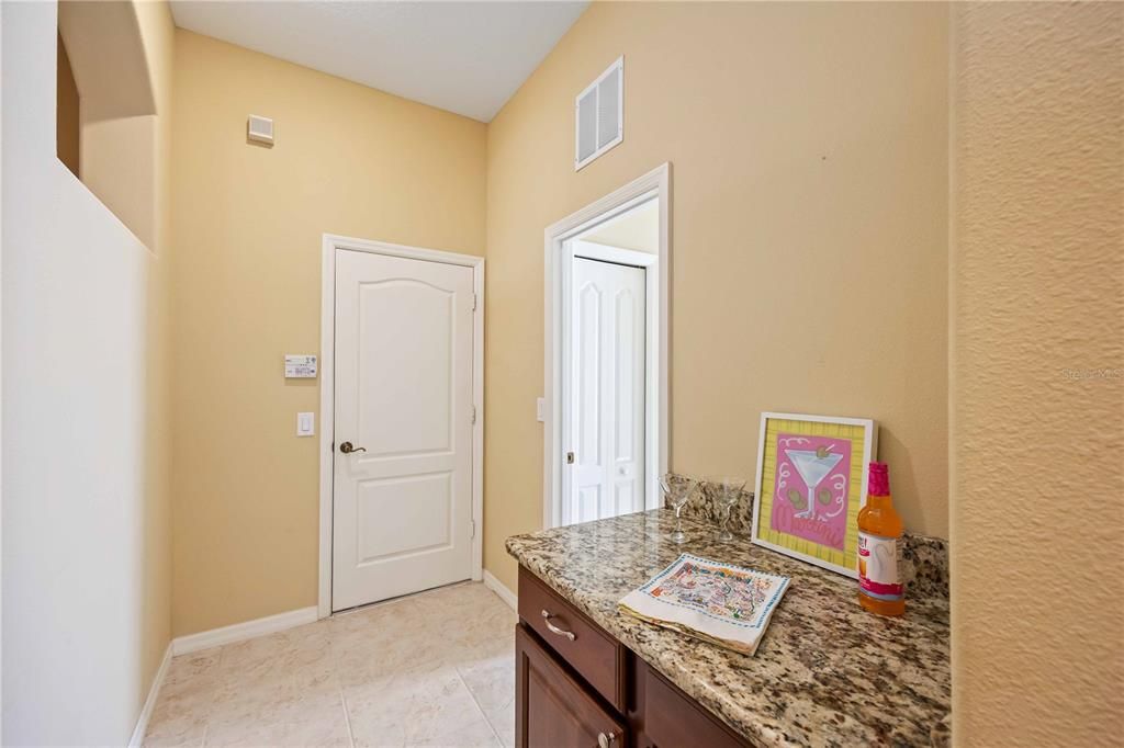 Active With Contract: $2,800 (4 beds, 3 baths, 2714 Square Feet)