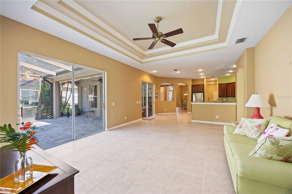 Active With Contract: $2,800 (4 beds, 3 baths, 2714 Square Feet)