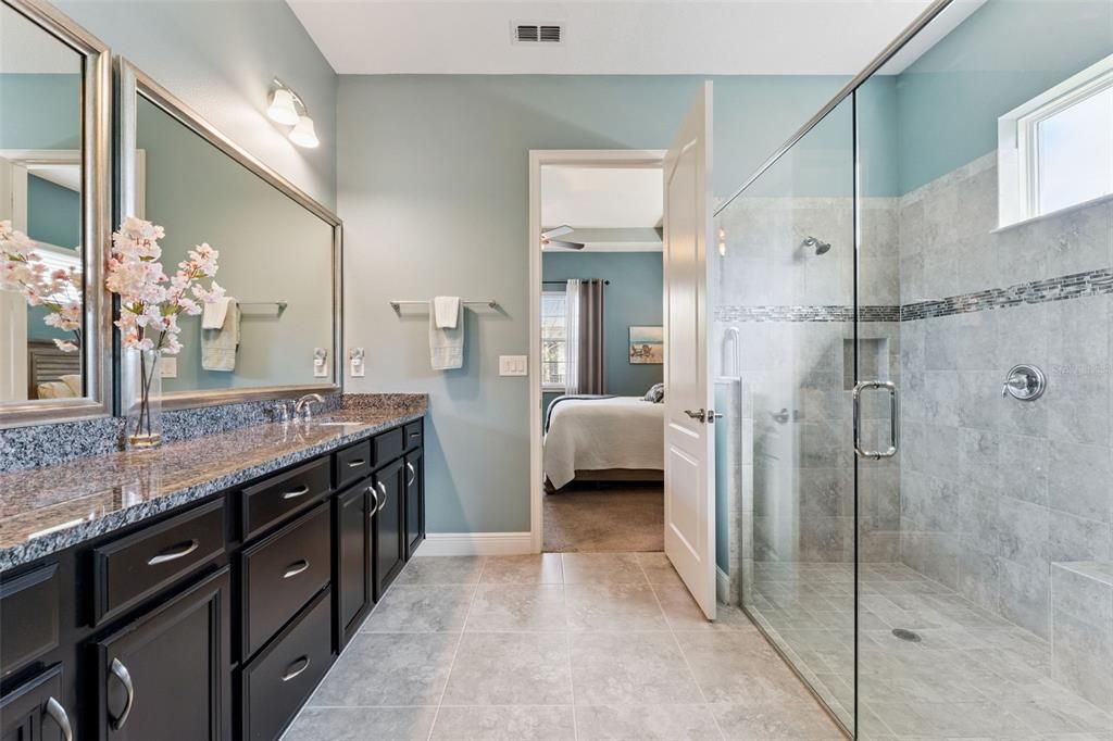 For Sale: $495,000 (3 beds, 2 baths, 2208 Square Feet)