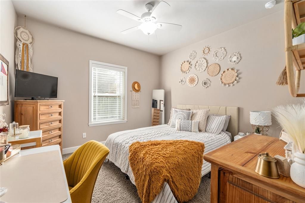 待售: $399,900 (3 贝兹, 2 浴室, 1923 平方英尺)