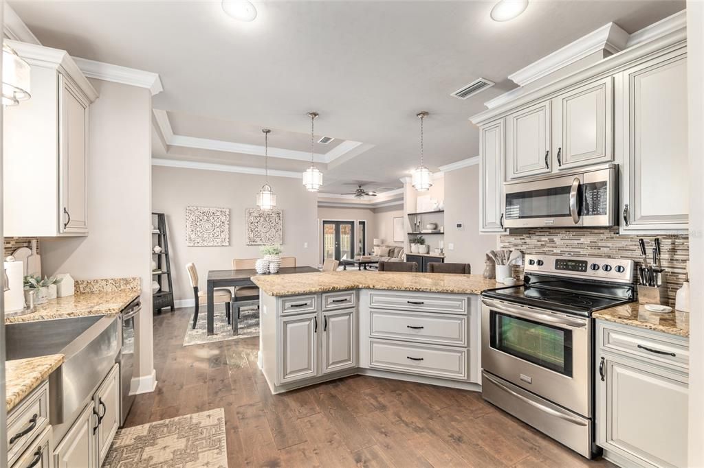 待售: $399,900 (3 贝兹, 2 浴室, 1923 平方英尺)