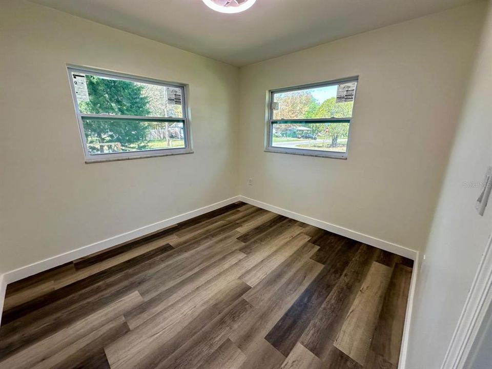 En Venta: $280,000 (4 camas, 2 baños, 1144 Pies cuadrados)