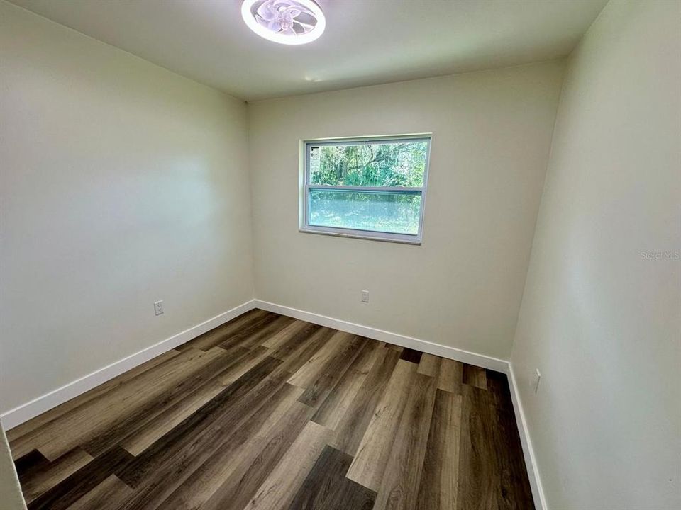 En Venta: $280,000 (4 camas, 2 baños, 1144 Pies cuadrados)