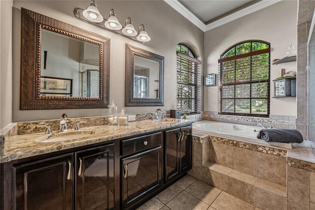 For Sale: $760,000 (4 beds, 2 baths, 2179 Square Feet)