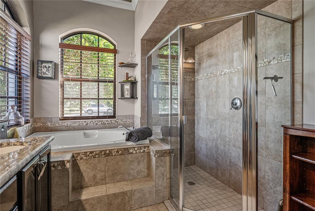 For Sale: $760,000 (4 beds, 2 baths, 2179 Square Feet)