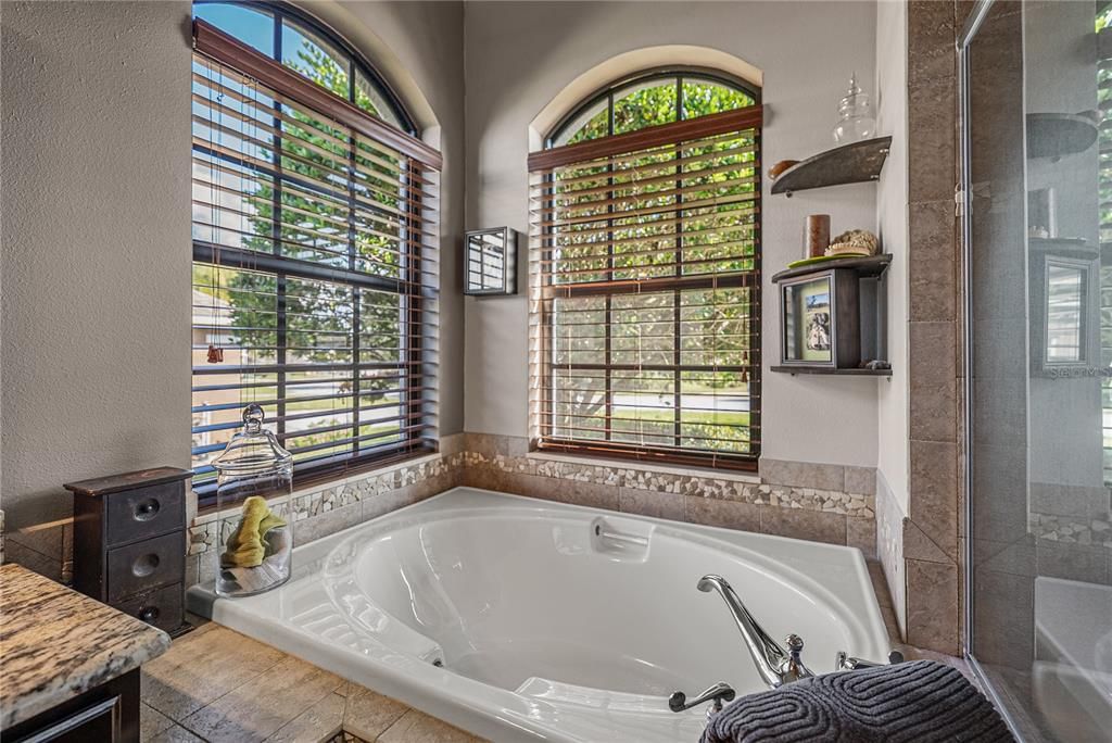 For Sale: $760,000 (4 beds, 2 baths, 2179 Square Feet)