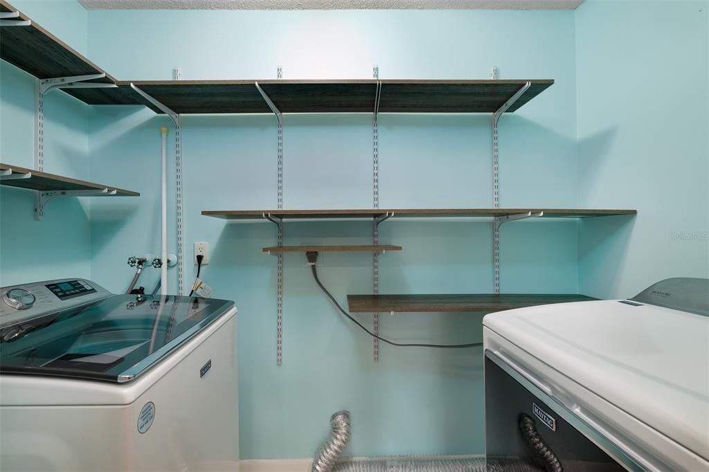 For Rent: $1,800 (2 beds, 2 baths, 1110 Square Feet)