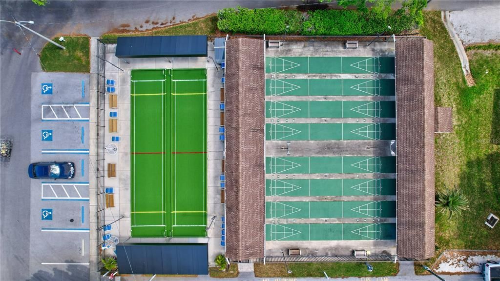 For Sale: $319,900 (2 beds, 2 baths, 1337 Square Feet)