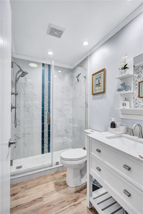 For Sale: $319,900 (2 beds, 2 baths, 1337 Square Feet)