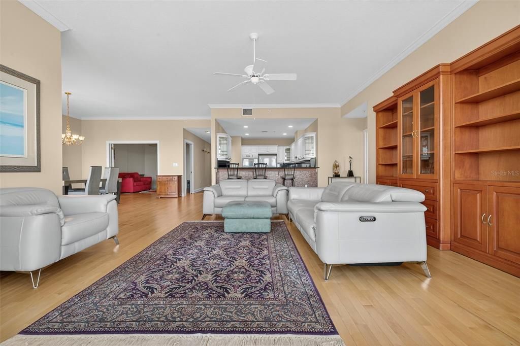 For Sale: $1,487,000 (3 beds, 2 baths, 2600 Square Feet)