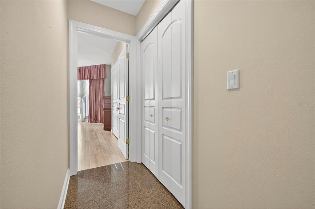 For Sale: $1,487,000 (3 beds, 2 baths, 2600 Square Feet)