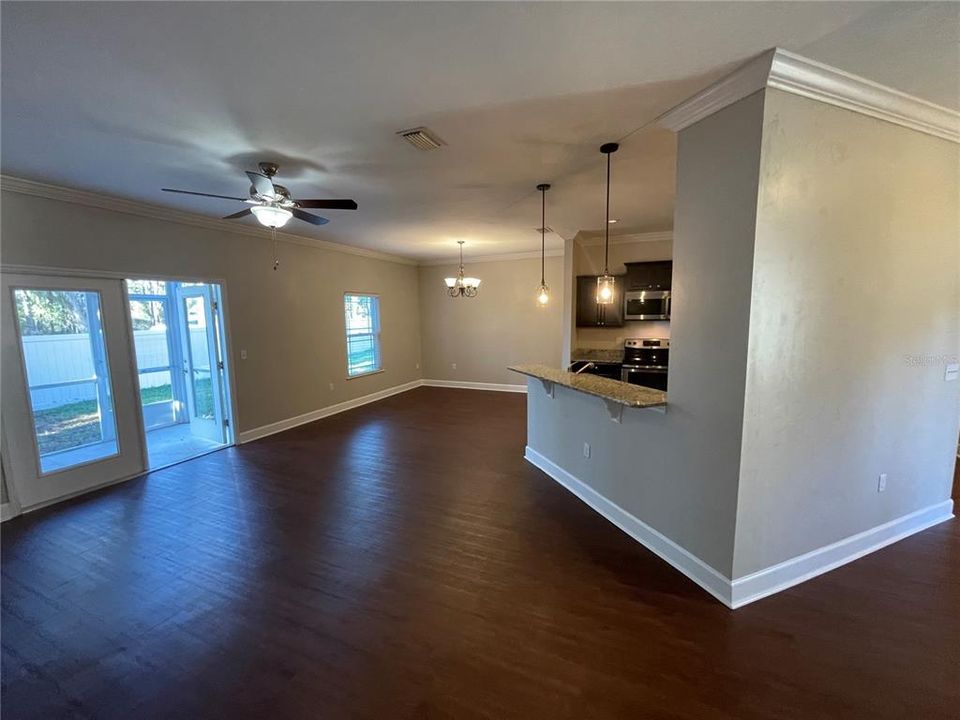 For Rent: $2,375 (3 beds, 2 baths, 1532 Square Feet)