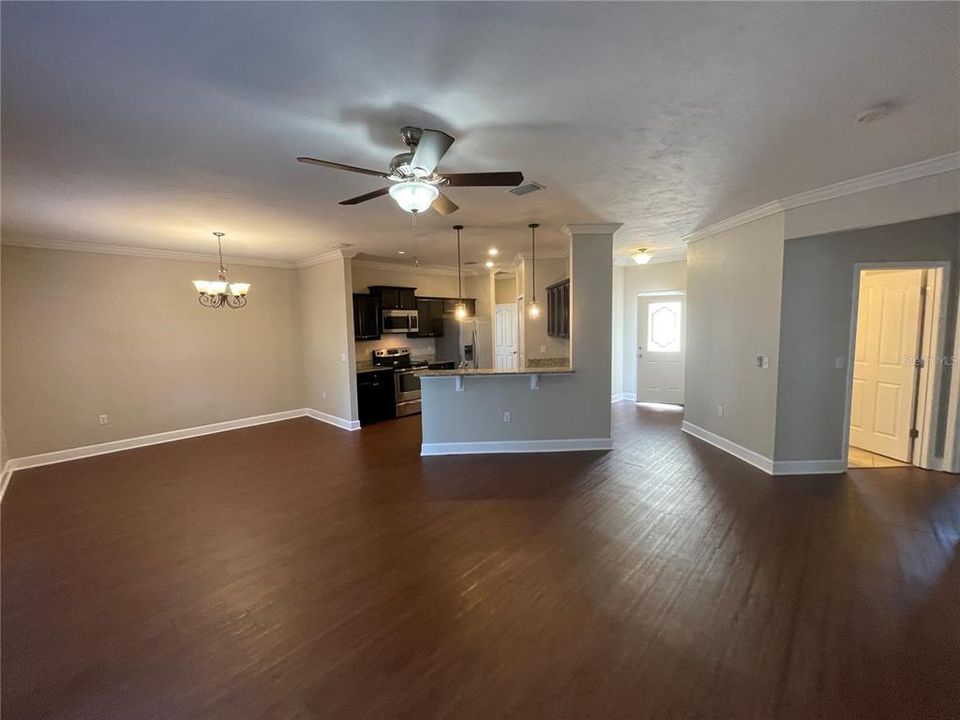 For Rent: $2,375 (3 beds, 2 baths, 1532 Square Feet)