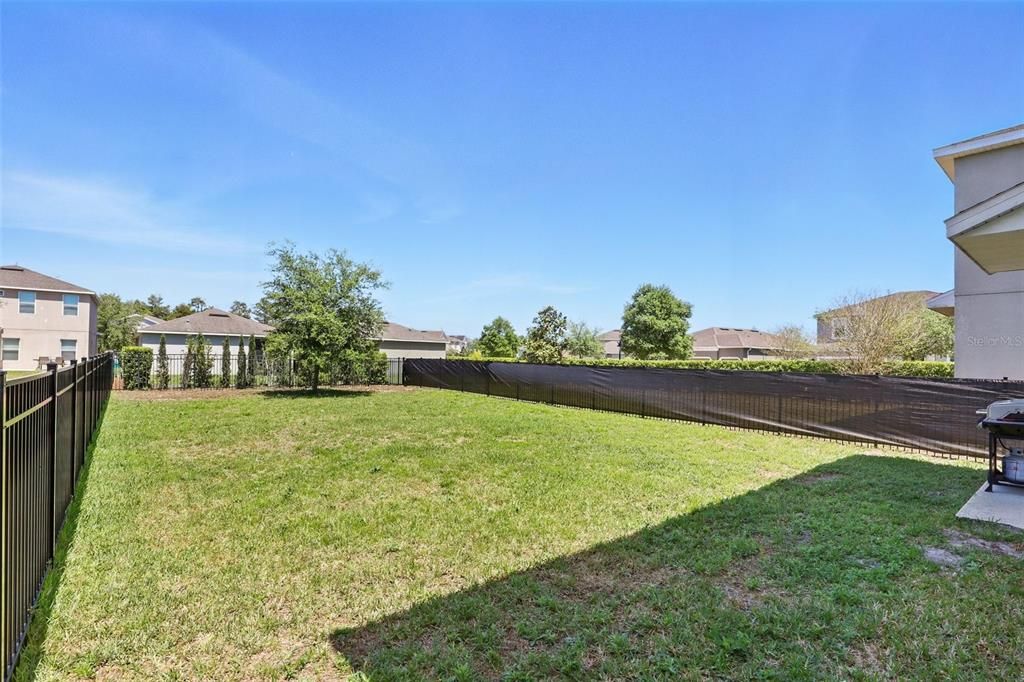 For Sale: $365,000 (3 beds, 2 baths, 1934 Square Feet)