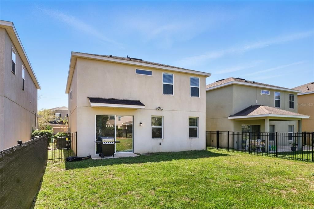 For Sale: $365,000 (3 beds, 2 baths, 1934 Square Feet)