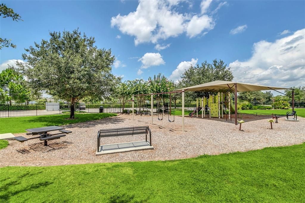 For Sale: $365,000 (3 beds, 2 baths, 1934 Square Feet)