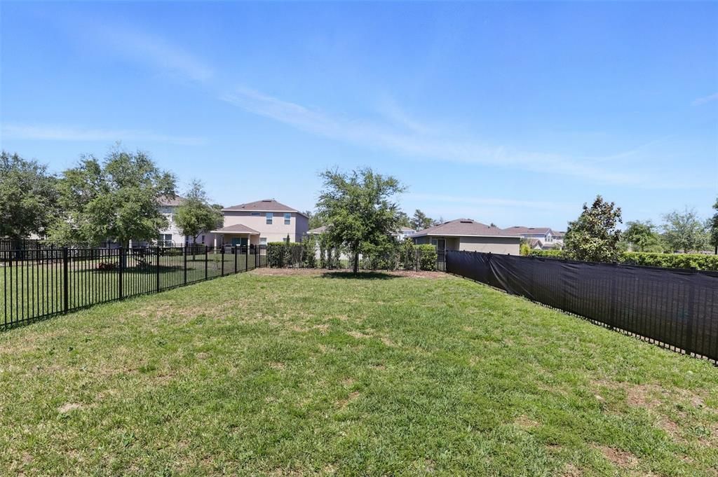 For Sale: $365,000 (3 beds, 2 baths, 1934 Square Feet)