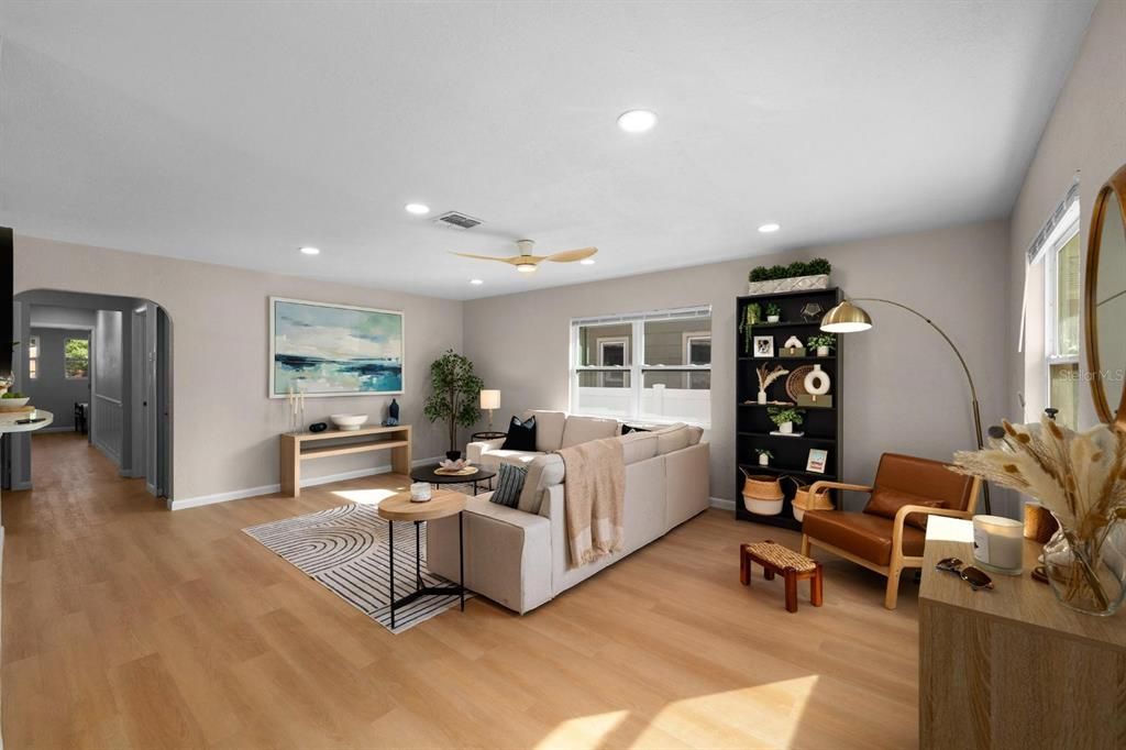 For Sale: $400,000 (3 beds, 2 baths, 1200 Square Feet)