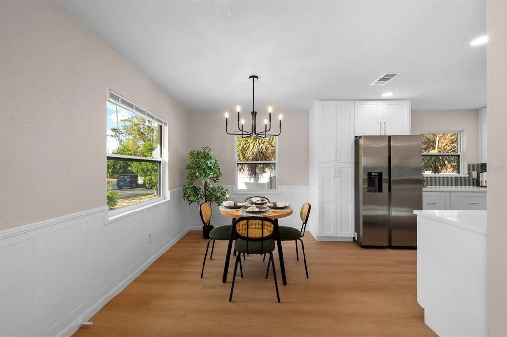 For Sale: $400,000 (3 beds, 2 baths, 1200 Square Feet)