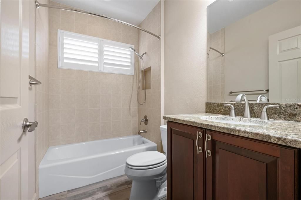 For Sale: $900,000 (3 beds, 3 baths, 2760 Square Feet)