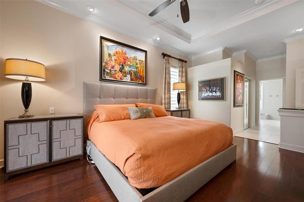 For Sale: $900,000 (3 beds, 3 baths, 2760 Square Feet)