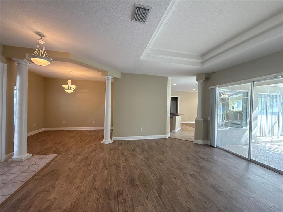 For Sale: $529,900 (4 beds, 3 baths, 2531 Square Feet)