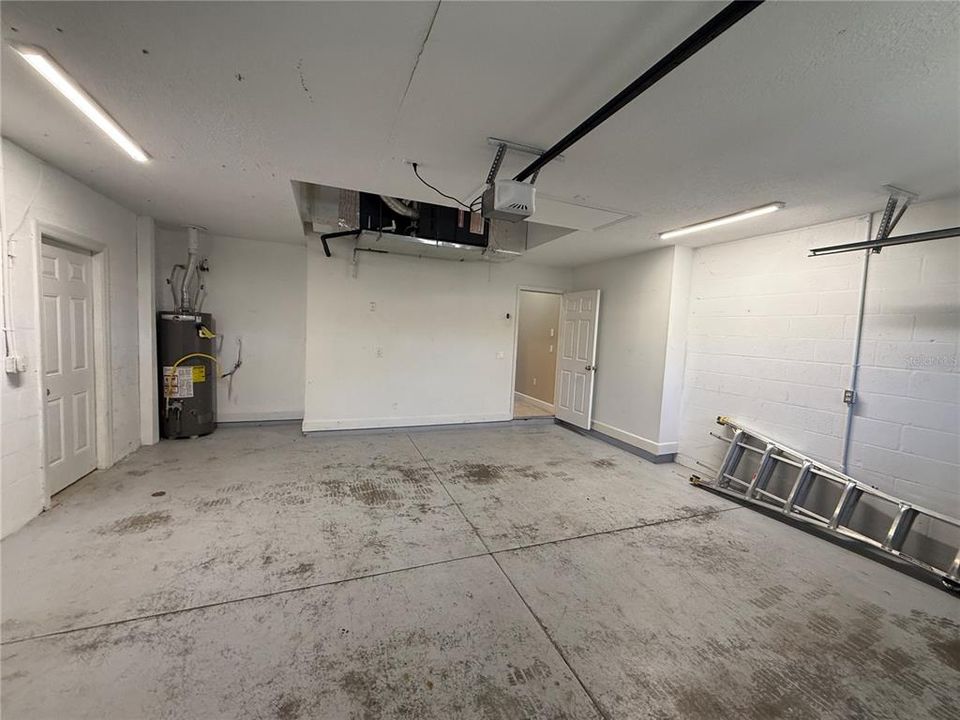 For Sale: $529,900 (4 beds, 3 baths, 2531 Square Feet)