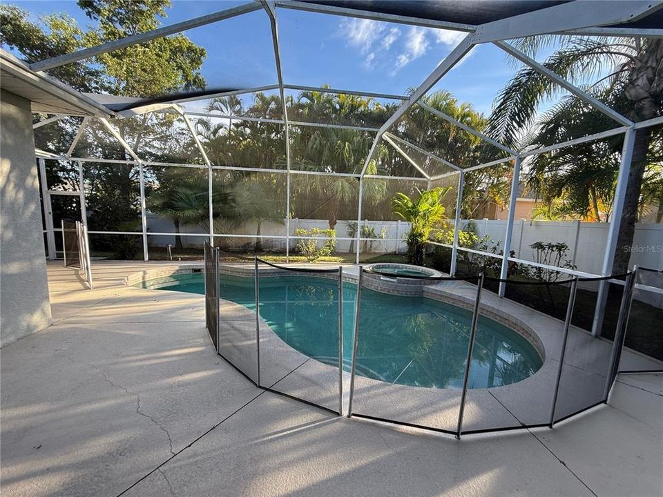 For Sale: $529,900 (4 beds, 3 baths, 2531 Square Feet)