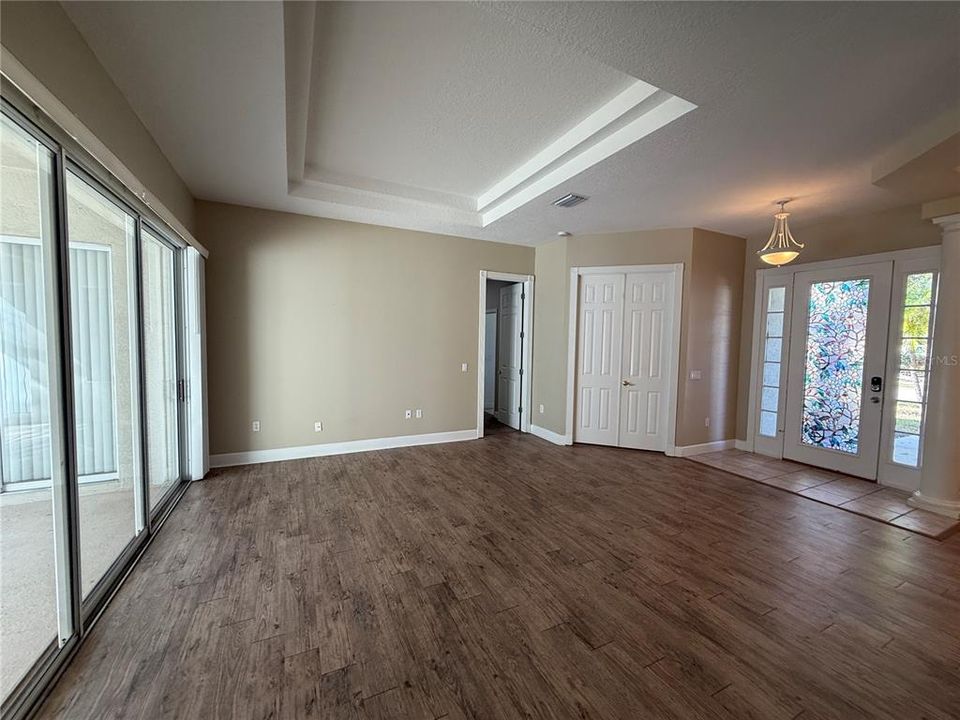 For Sale: $529,900 (4 beds, 3 baths, 2531 Square Feet)