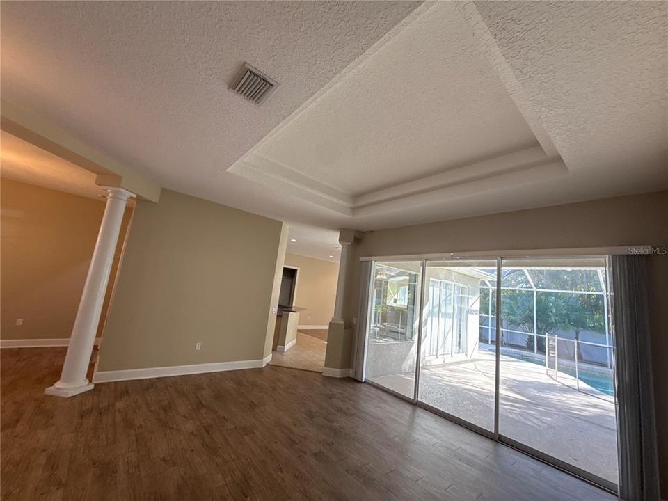 For Sale: $529,900 (4 beds, 3 baths, 2531 Square Feet)