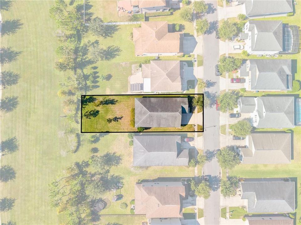 For Sale: $399,900 (3 beds, 2 baths, 1957 Square Feet)