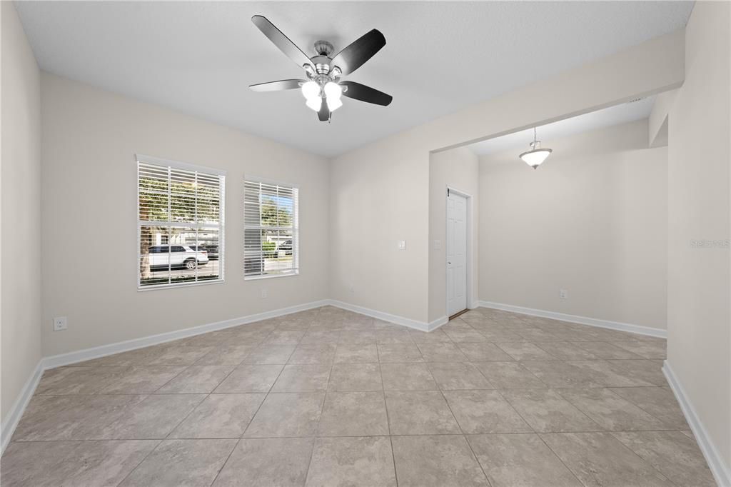 For Sale: $399,900 (3 beds, 2 baths, 1957 Square Feet)